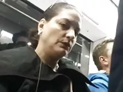 Dildo ile mastürbasyon türkçe amatör porno yapar o ,