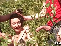 Gün içinde eski, önceki, amatör türbanlı porno kaltak! Tarafından: FTW88
